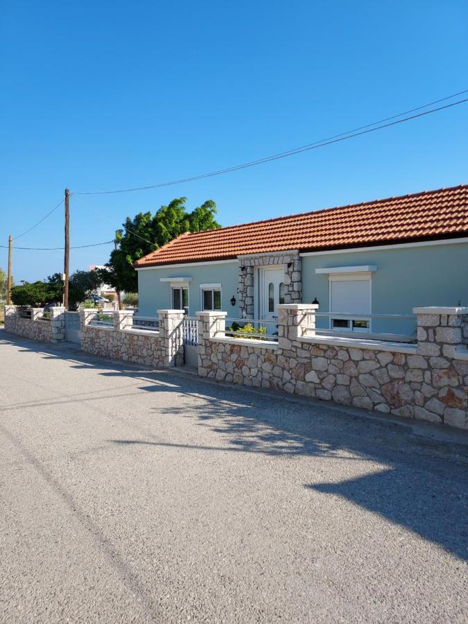 Anastasia'S Garden House เอียลิซอส ภายนอก รูปภาพ